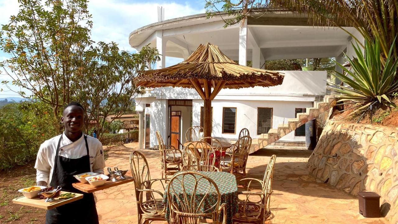 Banda Lodge Masaka ภายนอก รูปภาพ