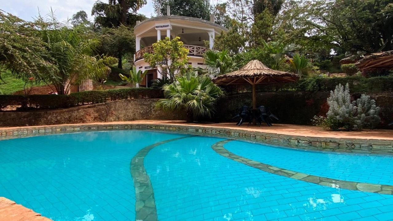 Banda Lodge Masaka ภายนอก รูปภาพ