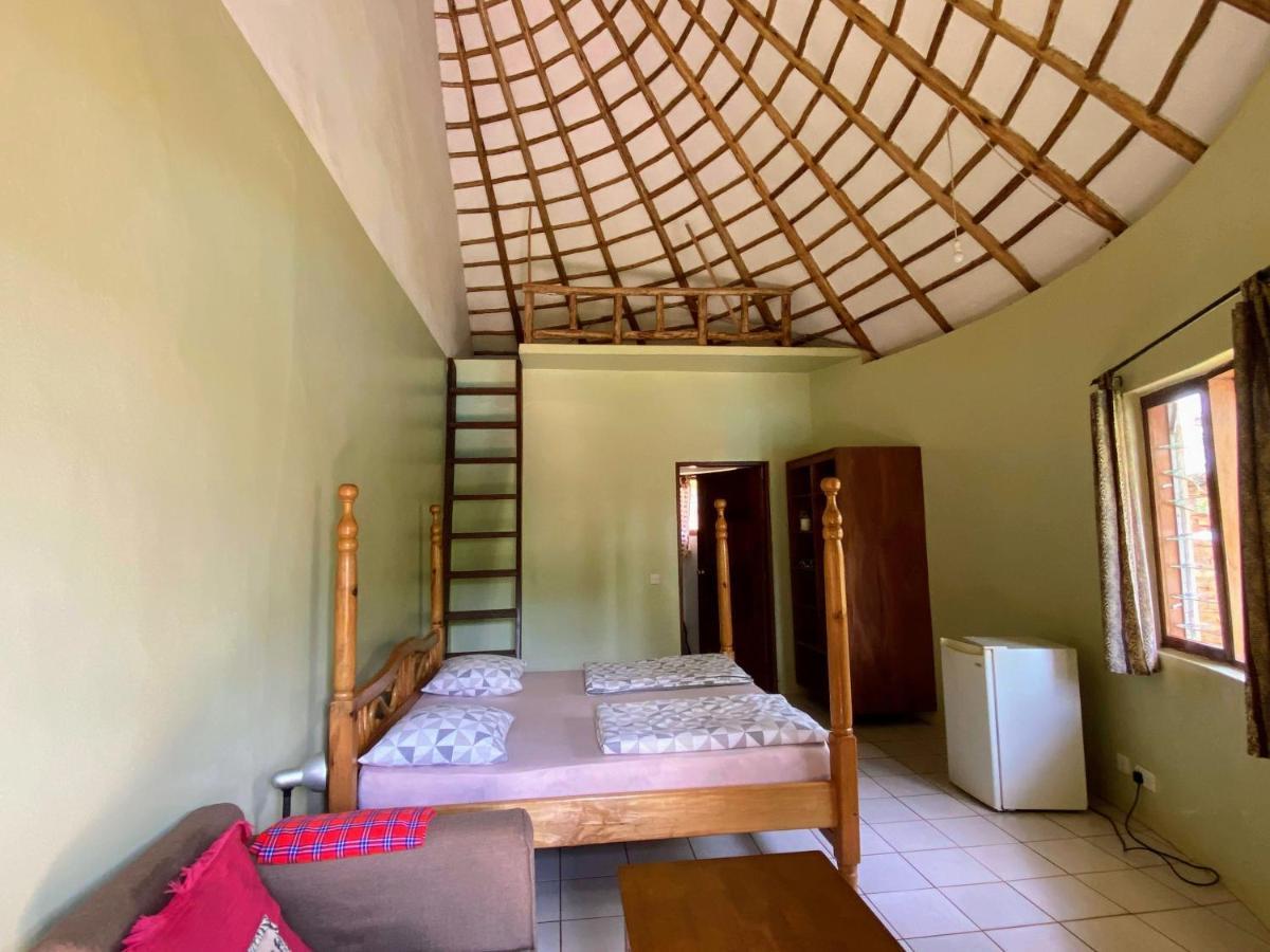 Banda Lodge Masaka ภายนอก รูปภาพ