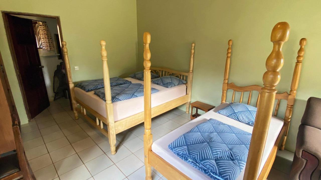 Banda Lodge Masaka ภายนอก รูปภาพ
