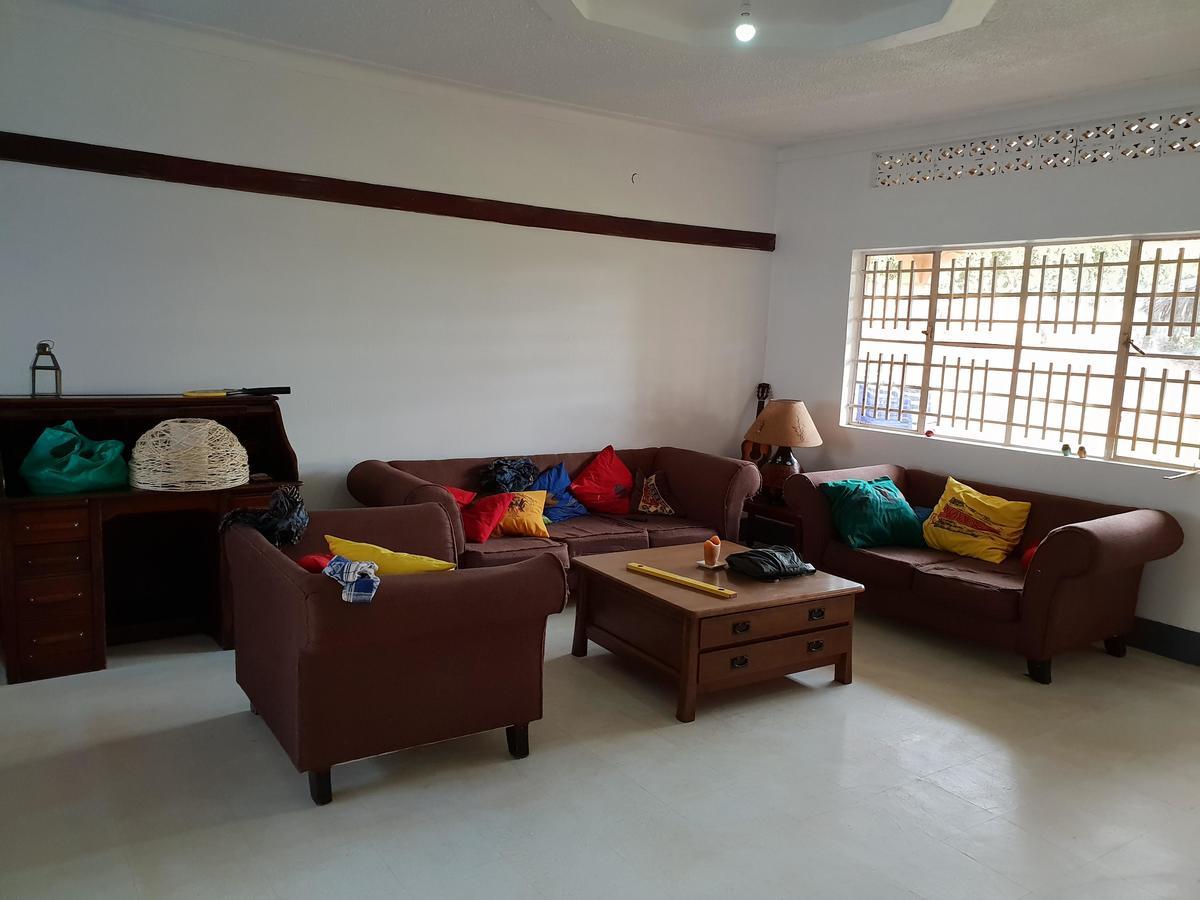 Banda Lodge Masaka ภายนอก รูปภาพ
