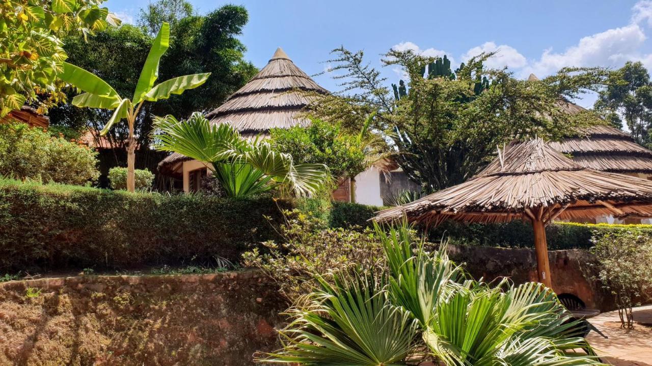 Banda Lodge Masaka ภายนอก รูปภาพ